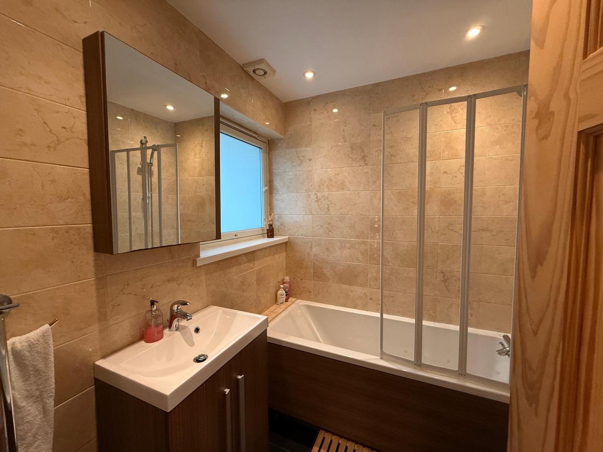 Two Bedroom Flat In The Heart Of London Exterior photo